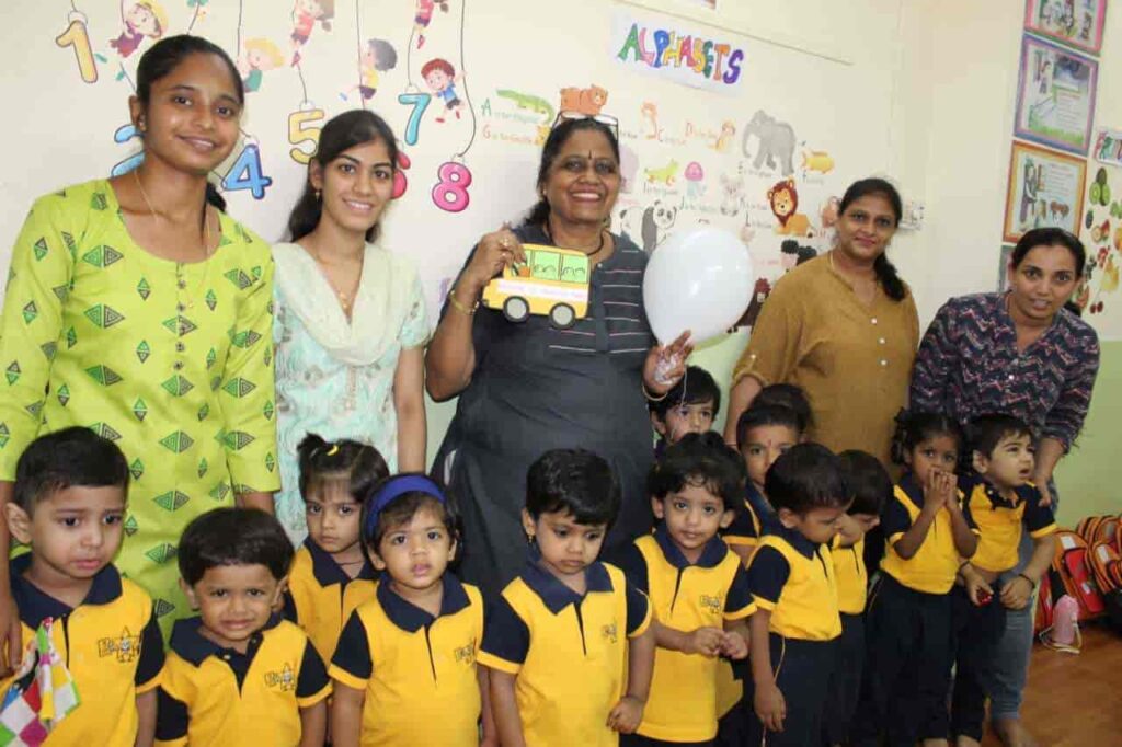 kreative-starz-play-school-and-nursery-mahim-mumbai-playgroups-qicuxozlwg.jpg