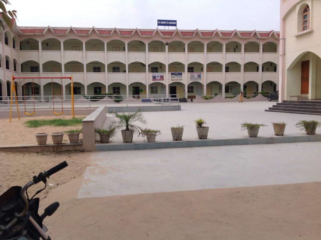 st-marys-higher-secondary-school-ognaj-ahmedabad-nursery-schools-zrjk98.jpg